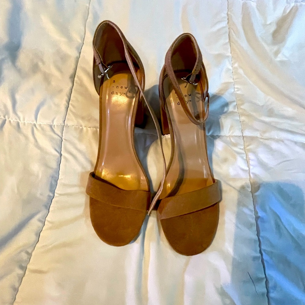 Sold-Nude Merona heels